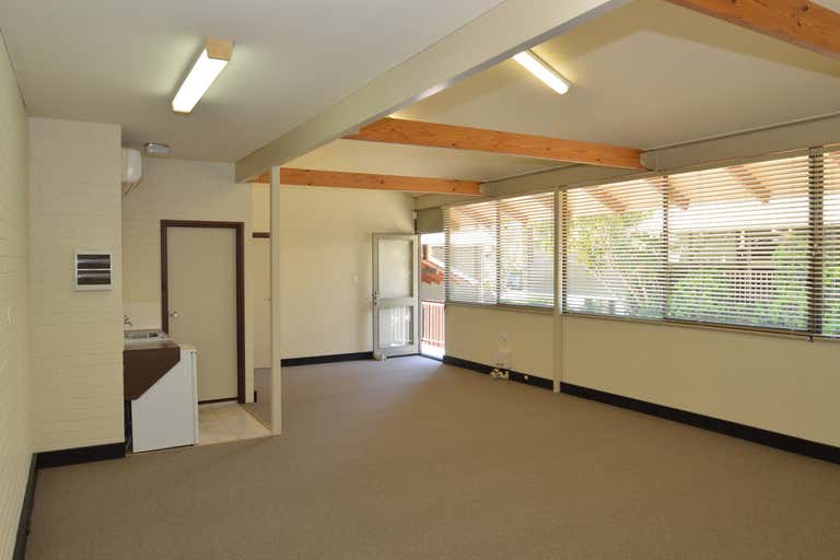 1/9 Hampden Road Nedlands WA 6009 - Image 4