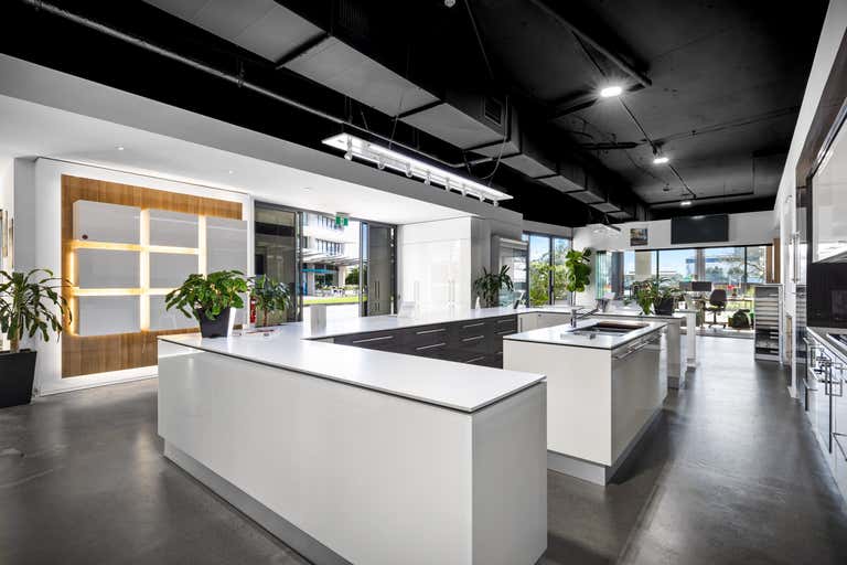 Shop 5, 15-17 Honeysuckle Drive Newcastle NSW 2300 - Image 1