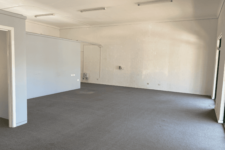 10/256 Argyle Street Moss Vale NSW 2577 - Image 4