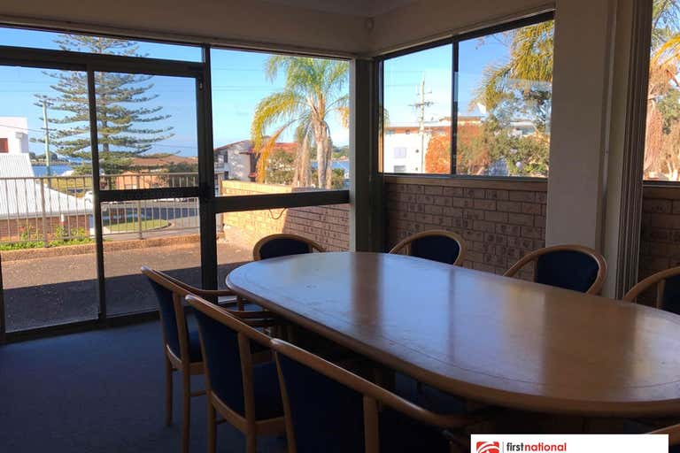 Suite 4/11  Manning Street Tuncurry NSW 2428 - Image 1