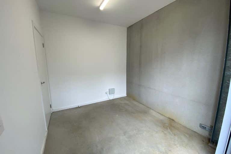 3/4 Dell Rd West Gosford NSW 2250 - Image 3