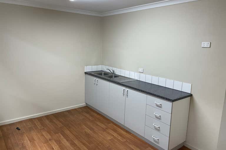 3/10 Halifax Drive Davenport WA 6230 - Image 3