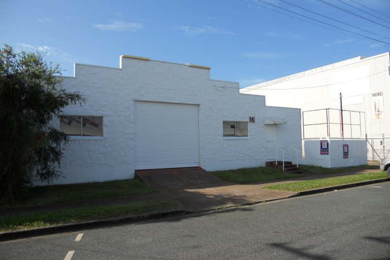 16 Victoria Street Mackay QLD 4740 - Image 1