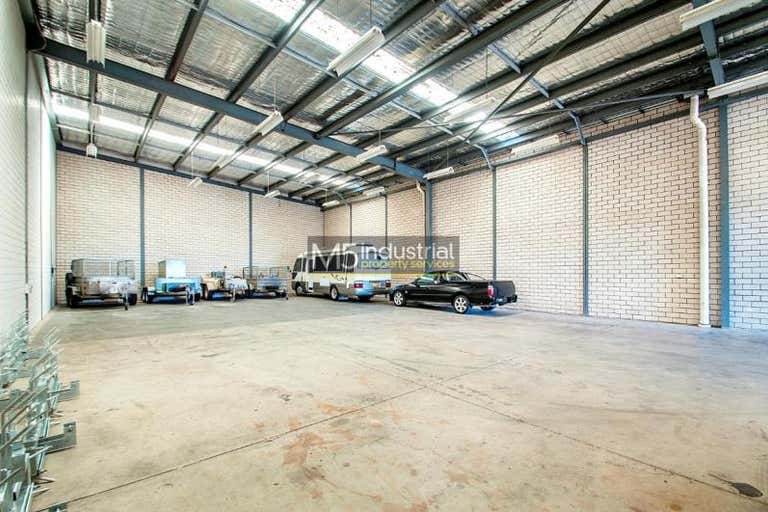Unit 1, 14 Garema Circuit Kingsgrove NSW 2208 - Image 1