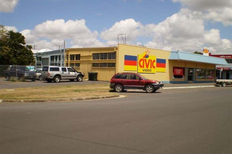 152 West Rockhampton City QLD 4700 - Image 2