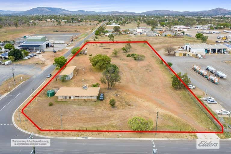46  Macquarie Street Gracemere QLD 4702 - Image 2