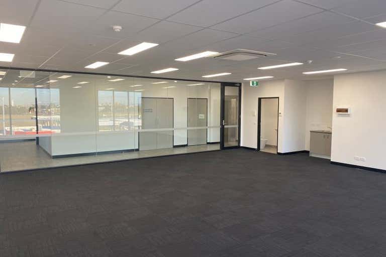 Level 2 Suite 9, 41-55 Leakes Road Laverton North VIC 3026 - Image 4