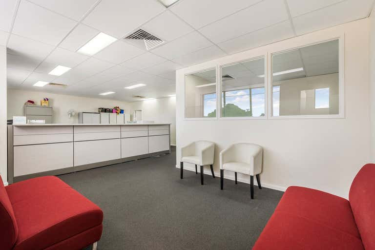 3/3 68 Kingsford Smith Parade Maroochydore QLD 4558 - Image 4