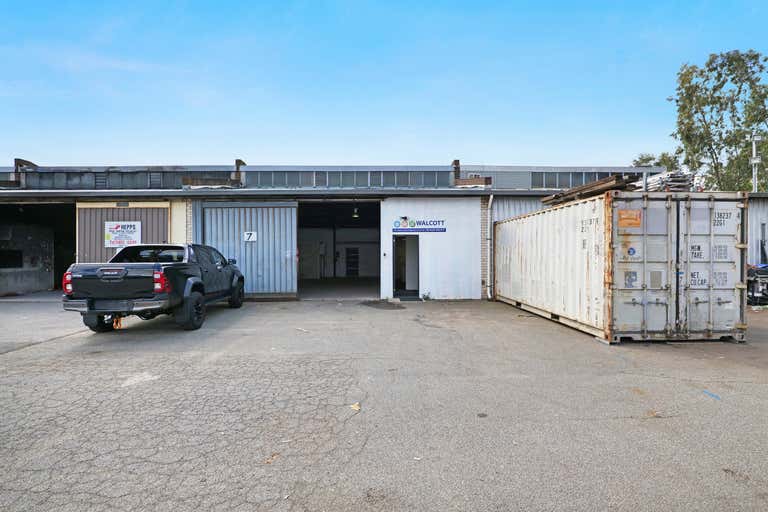 7/35 Austin Avenue Maddington WA 6109 - Image 2