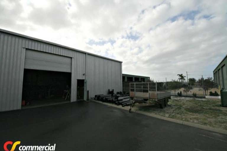 Unit 3, 18 Piggott Drive Australind WA 6233 - Image 4