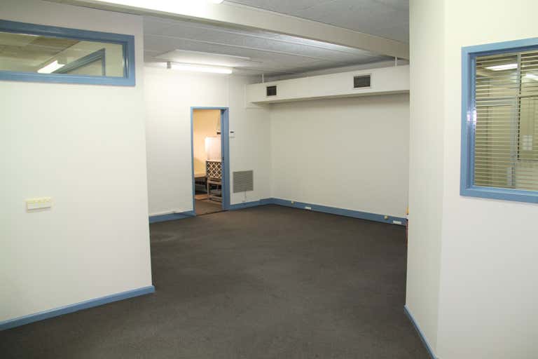 Suite 1, 411 Peel Street Tamworth NSW 2340 - Image 4