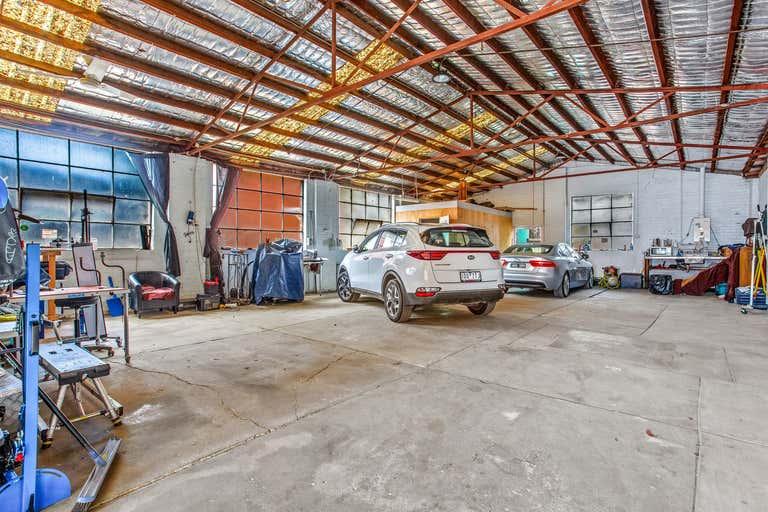 14 Rowern Court Box Hill North VIC 3129 - Image 2