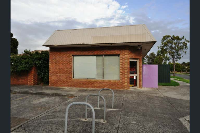 Shop, 2 Rendcomb Street Kilsyth South VIC 3137 - Image 1