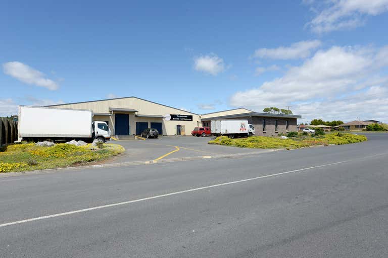 Cripps and City Mission, 9 & 11 Fieldings Way Ulverstone TAS 7315 - Image 2