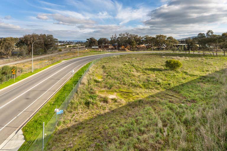 221 Fallon Street Albury NSW 2640 - Image 4