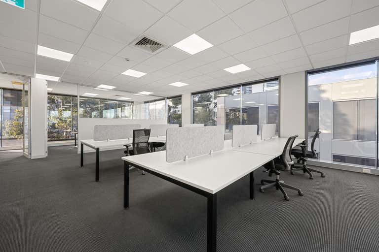 4/75 Lorimer Street Docklands VIC 3008 - Image 3