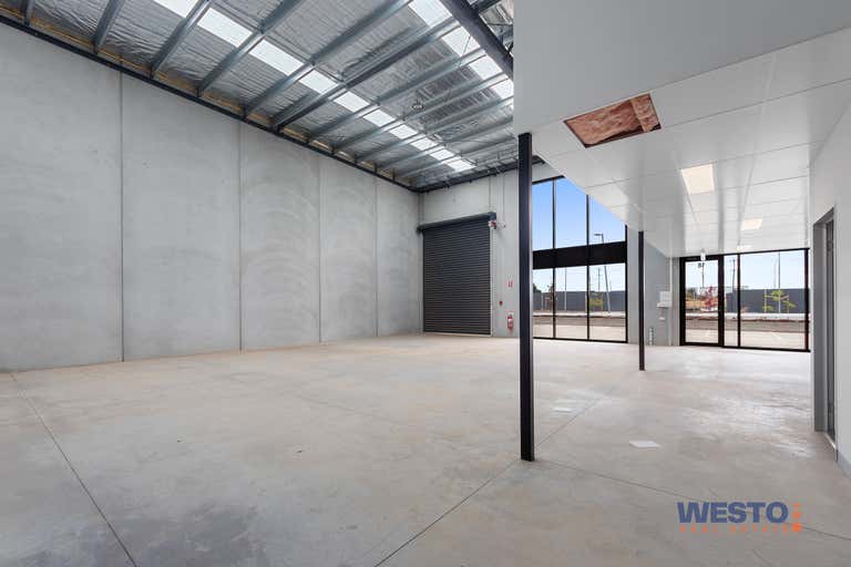 24/150 Palmers Road Truganina VIC 3029 - Image 1