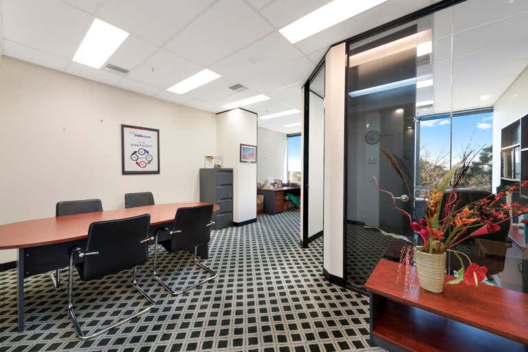 408/1 Queens Road Melbourne VIC 3004 - Image 3