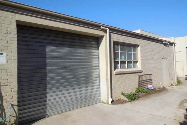 3 & 4, 6 Wren Road Moorabbin VIC 3189 - Image 2