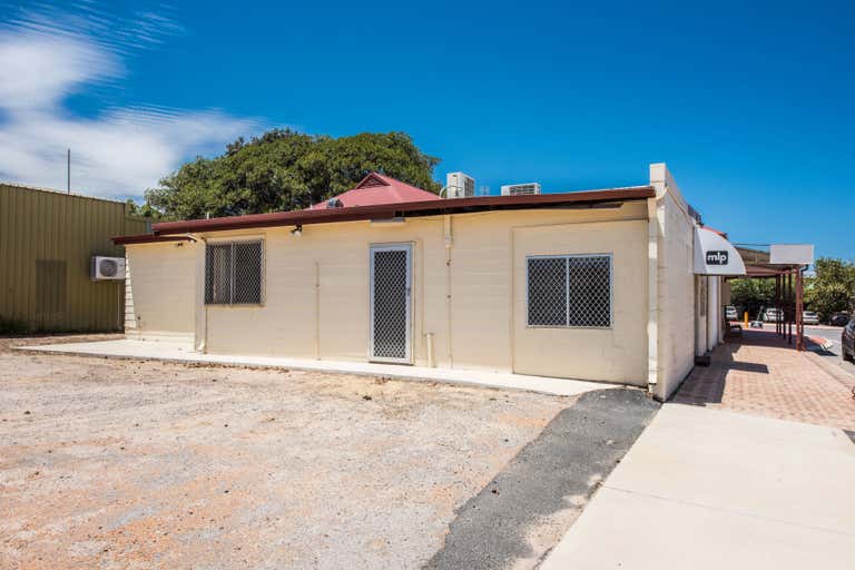 27 Moreton Terrace Dongara WA 6525 - Image 4