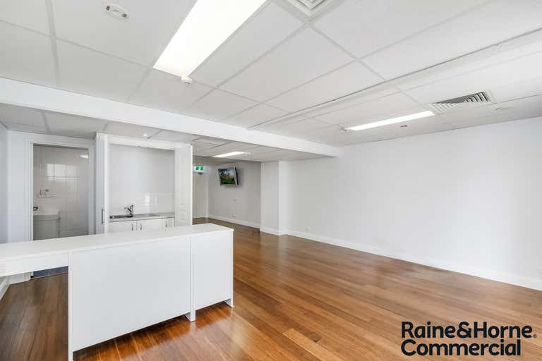 Suite 3, 72-82 Mann Street Gosford NSW 2250 - Image 4