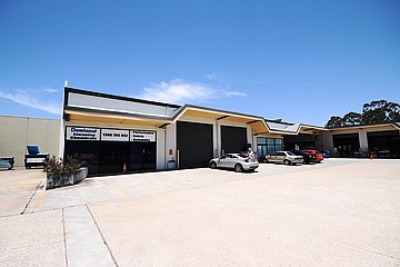 3 & 4/71 Redland Bay Road Capalaba QLD 4157 - Image 3