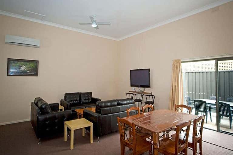 17 Davenport Terrace Seaview Downs SA 5049 - Image 4