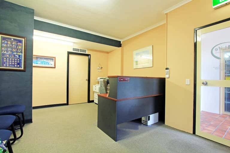2/25 Victoria Street Wollongong NSW 2500 - Image 4