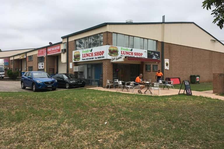 Lunch-shop/Cafe, 64 Hassall Street Smithfield NSW 2164 - Image 1