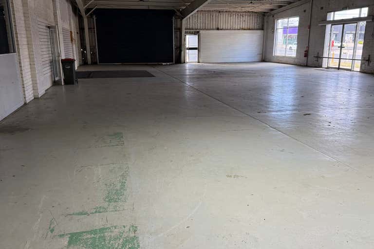 4 Peace Avenue, 4 Peace Avenue Warragul VIC 3820 - Image 3