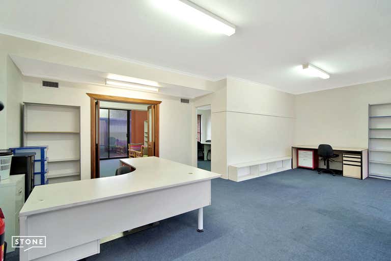 3/25 Victoria Street Wollongong NSW 2500 - Image 2