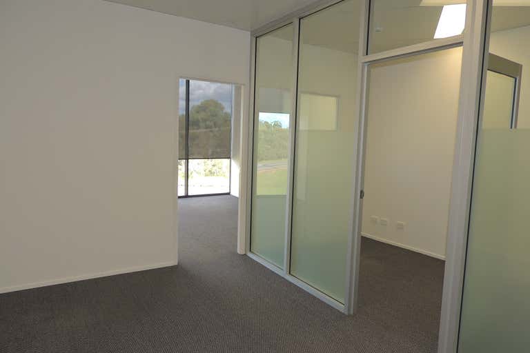 15/10 Burnside Road Ormeau QLD 4208 - Image 4