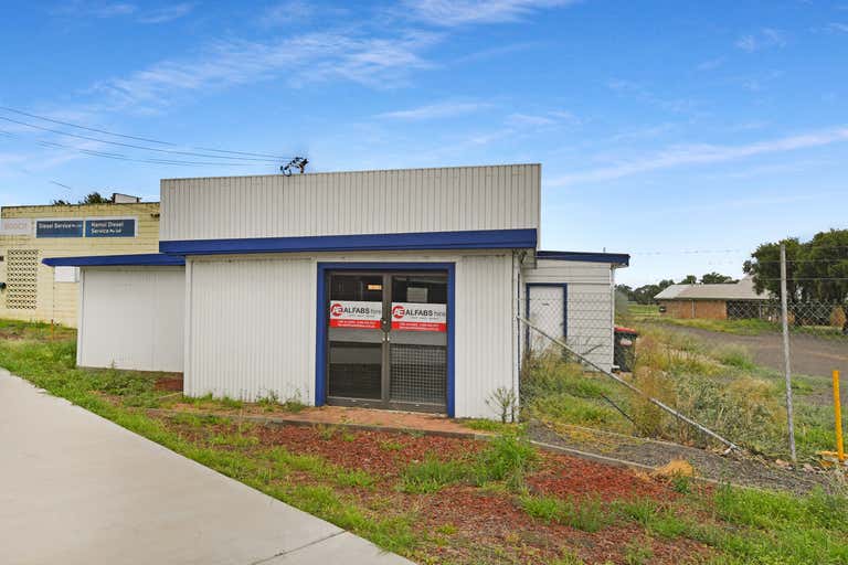 57 Cooma Road Narrabri NSW 2390 - Image 1