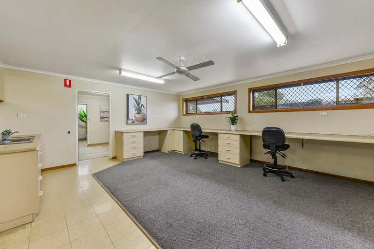 65 Mount Gambier Road Millicent SA 5280 - Image 4