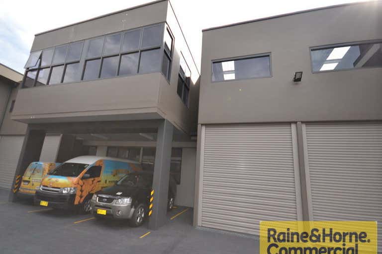 2/2 Bolton Street St Peters NSW 2044 - Image 1