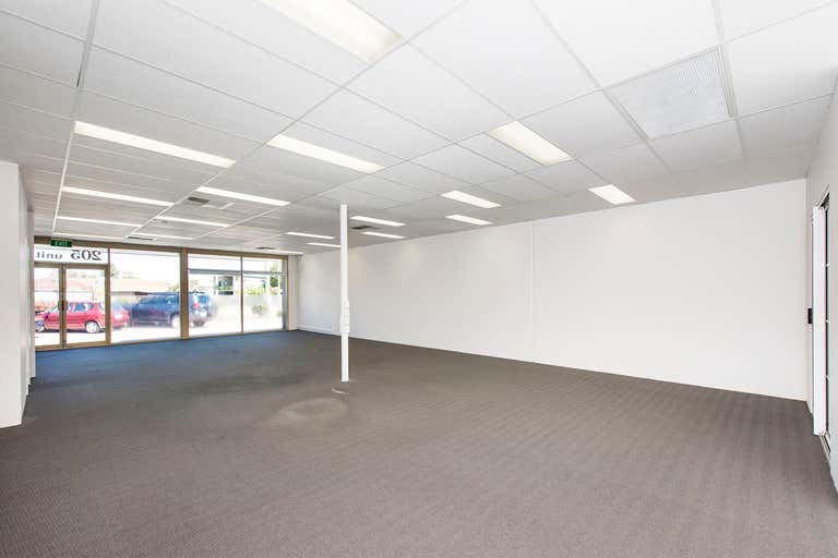 Unit 3 , 205  Alexander Road Belmont WA 6104 - Image 4