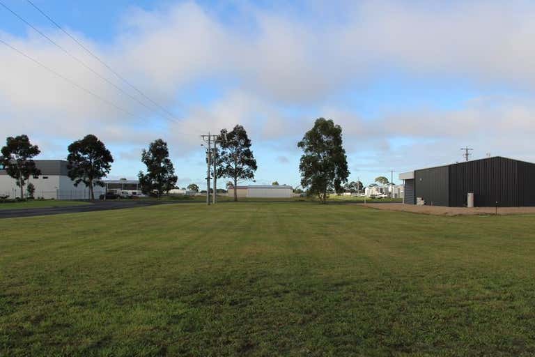 106 Bosworth Road Bairnsdale VIC 3875 - Image 4