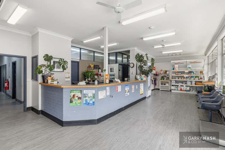 79-81 Myrtle Street Myrtleford VIC 3737 - Image 2