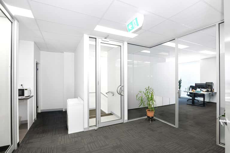 25A Stubbs St Kensington VIC 3031 - Image 3