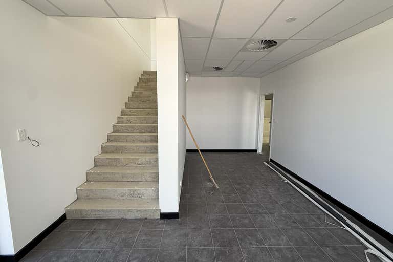 2a/2 Flood Street Oran Park NSW 2570 - Image 2