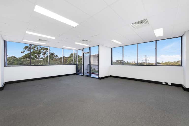 2.04/10 Tilley Lane Frenchs Forest NSW 2086 - Image 1