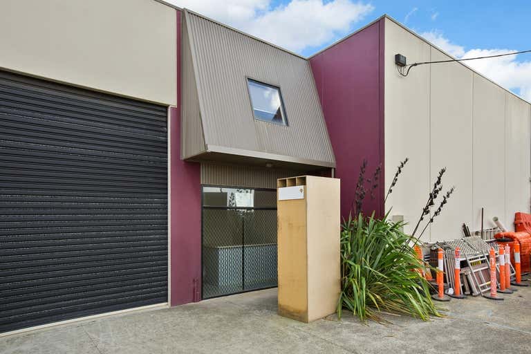 1/8 Fuji Crescent Mornington VIC 3931 - Image 1