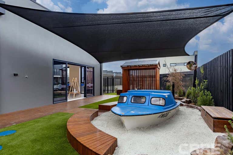 142 Central Parkway Cranbourne West VIC 3977 - Image 4