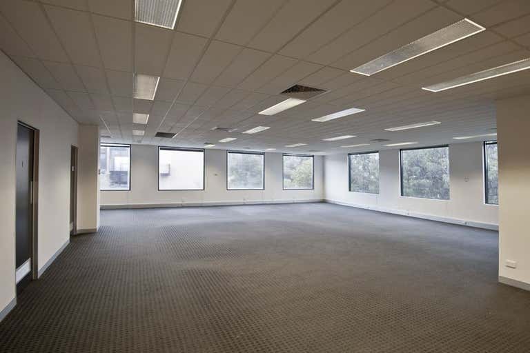 Suite 8, 241 Blackburn Road Mount Waverley VIC 3149 - Image 3