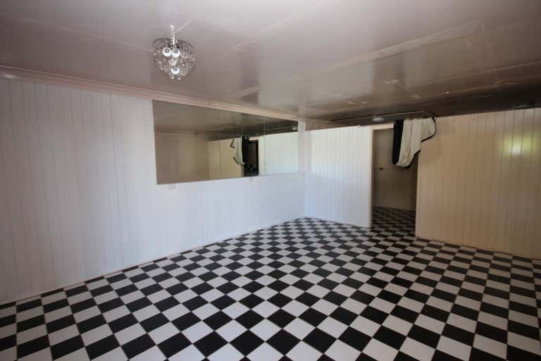 Suite 8, 203 Kings Road Pimlico QLD 4812 - Image 2
