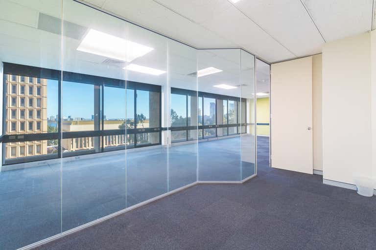 64/12 St Georges Terrace Perth WA 6000 - Image 4