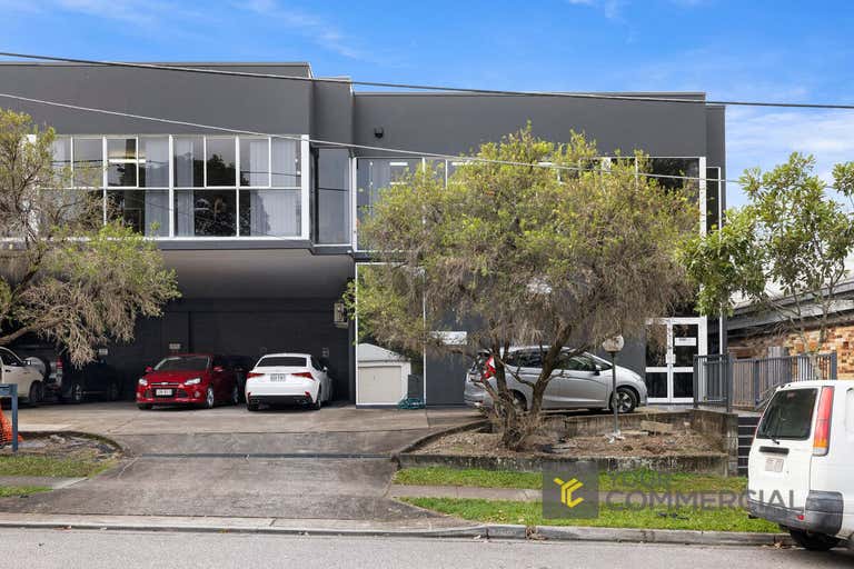 2/42 Finsbury Street Newmarket QLD 4051 - Image 1