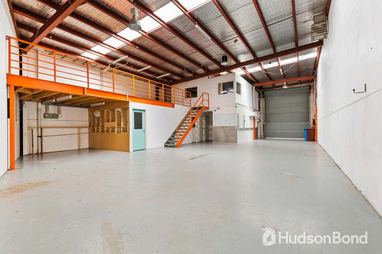 4/53 Rushdale Street Knoxfield VIC 3180 - Image 2