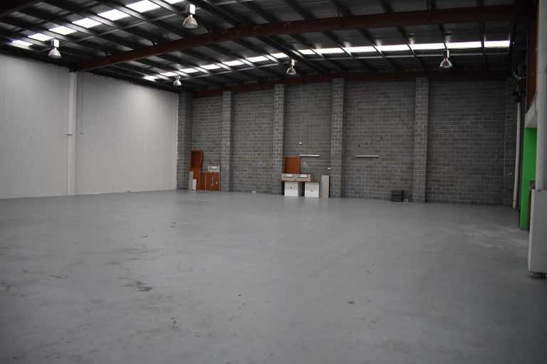 Unit 2, 61 Norman Street Peakhurst NSW 2210 - Image 4