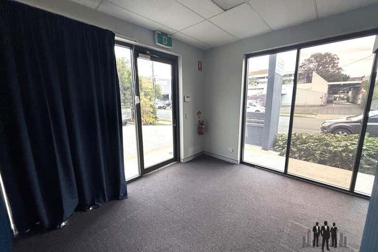 1/7 East St Caboolture QLD 4510 - Image 4